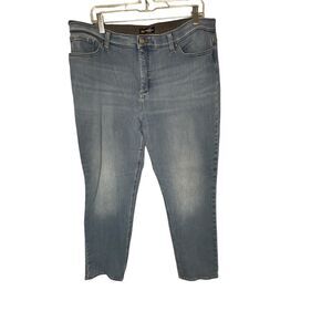 Lee Women's Slim Fit Straight Leg Jeans Mid Rise Size 18M Light Wash